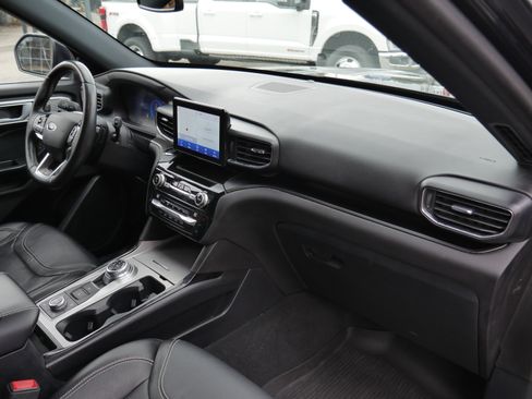 Certified 2021 Ford Explorer ST image 29