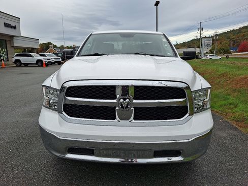Used 2024 RAM 1500 Classic SLT image 3