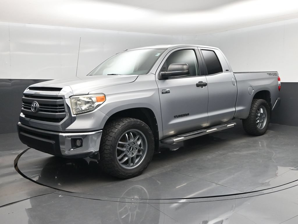Used 2014 Toyota Tundra SR5 w/ SR5 Upgrade Package AWD/4WD image 22