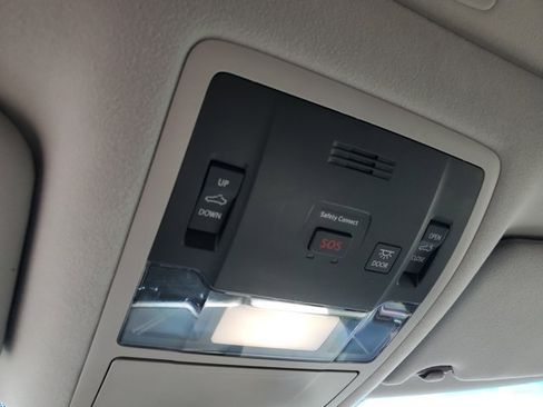 Used 2019 Lexus RX 350 AWD w/ Navigation Package image 38