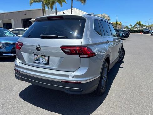 Used 2023 Volkswagen Tiguan SE FWD image 5