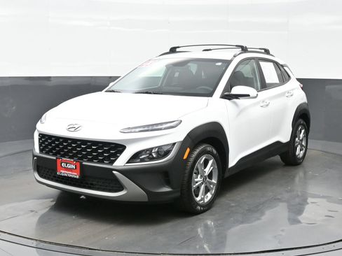 Used 2023 Hyundai Kona SEL AWD/4WD image 1