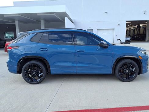 New 2026 Volkswagen Tiguan SE R-Line FWD image 4