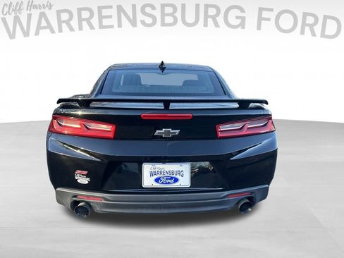 Used 2017 Chevrolet Camaro SS image 6