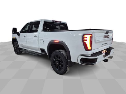 Used 2024 GMC Sierra 2500 AT4 w/ AT4 Preferred Package image 7