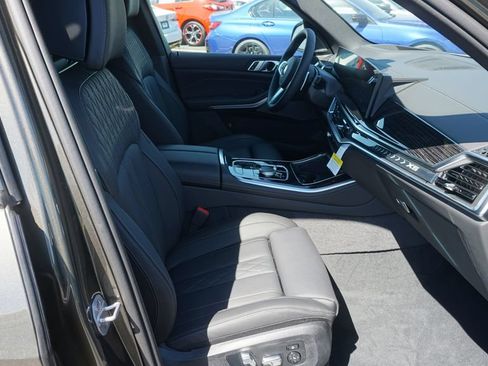 New 2026 BMW X5 xDrive40i w/ M Sport Package AWD/4WD image 12