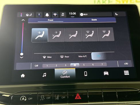 New 2026 Jeep Compass Latitude image 19