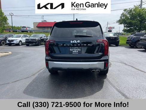 Certified 2024 Kia Telluride S w/ S Sunroof Package AWD/4WD image 12