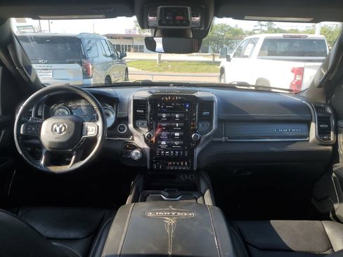 Used 2020 RAM 1500 Limited AWD/4WD image 9