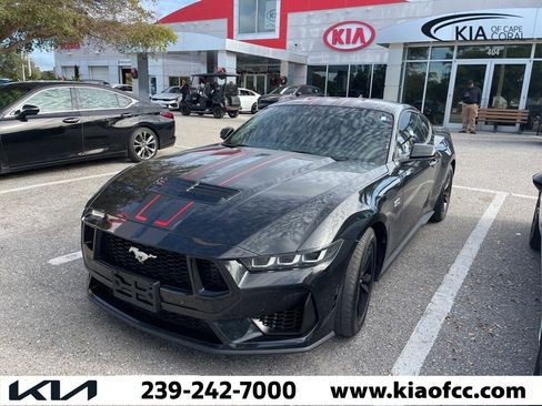 Used 2024 Ford Mustang GT image 5