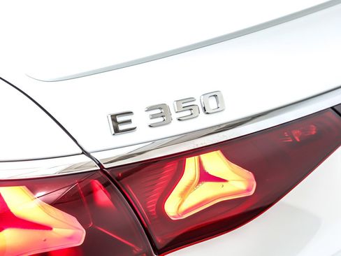 New 2026 Mercedes-Benz E 350 Sedan image 9