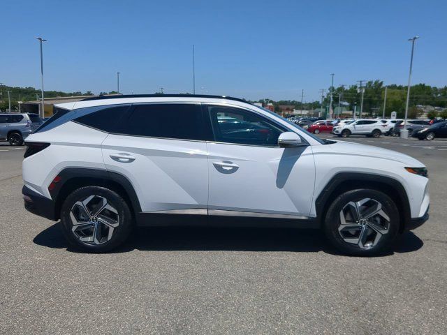 Used 2023 Hyundai Tucson Limited w/ Cargo Package AWD/4WD image 3