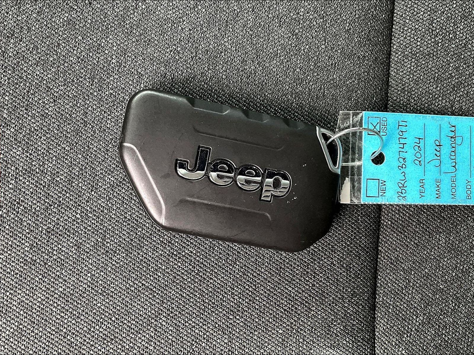 Used 2024 Jeep Wrangler Unlimited Sport AWD/4WD image 33