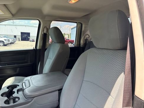 Used 2013 RAM 1500 Express AWD/4WD image 9