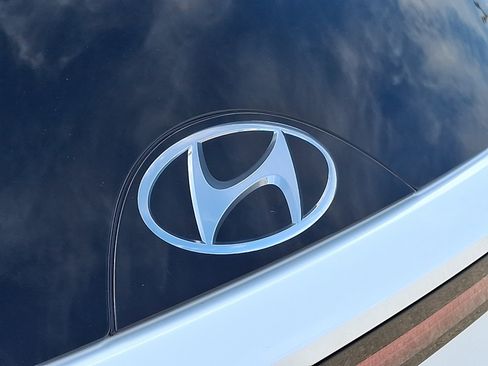 Used 2023 Hyundai Tucson SEL AWD/4WD image 32