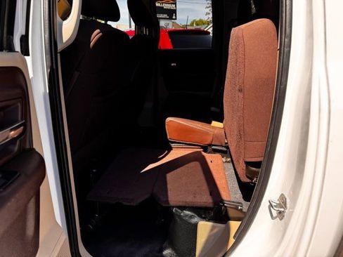 Used 2013 RAM 1500 Classic SLT w/ Protection Group AWD/4WD image 19