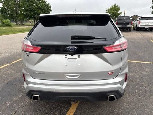Used 2019 Ford Edge ST w/ Equipment Group 401A AWD/4WD image 12