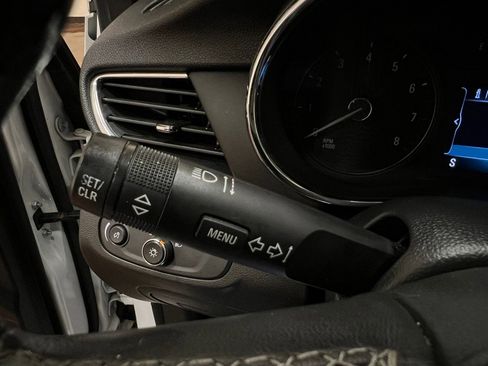 Used 2020 Buick Encore Preferred FWD image 20