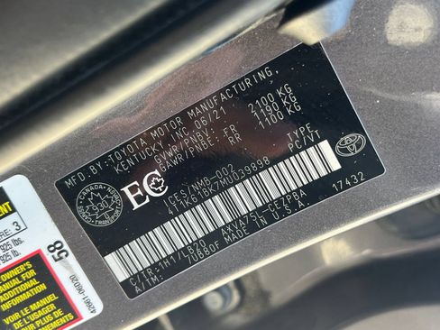 Used 2021 Toyota Camry XSE AWD/4WD image 34