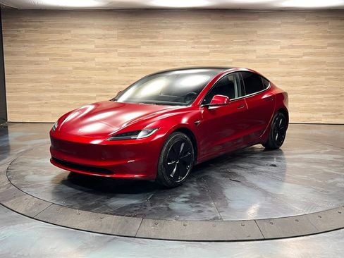 Used 2024 Tesla Model 3 Standard Range RWD image 4