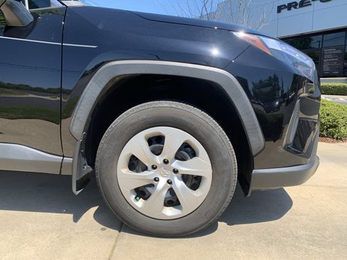 Used 2023 Toyota RAV4 LE image 13