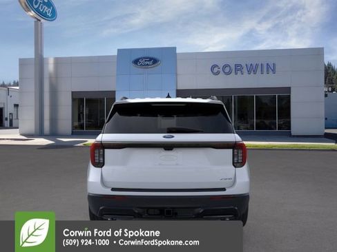 New 2026 Ford Explorer ST-Line w/ ST-Line Street Pack AWD/4WD image 7