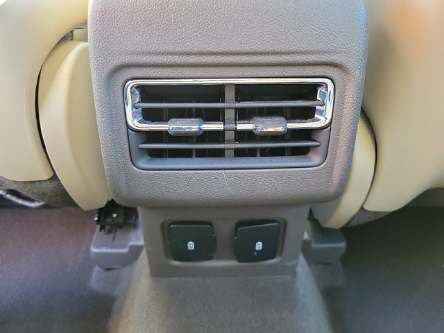 Used 2024 Lincoln Corsair Reserve w/ Equipment Group 201A AWD/4WD image 24