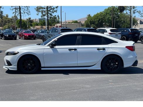 Used 2022 Honda Civic Sport image 2