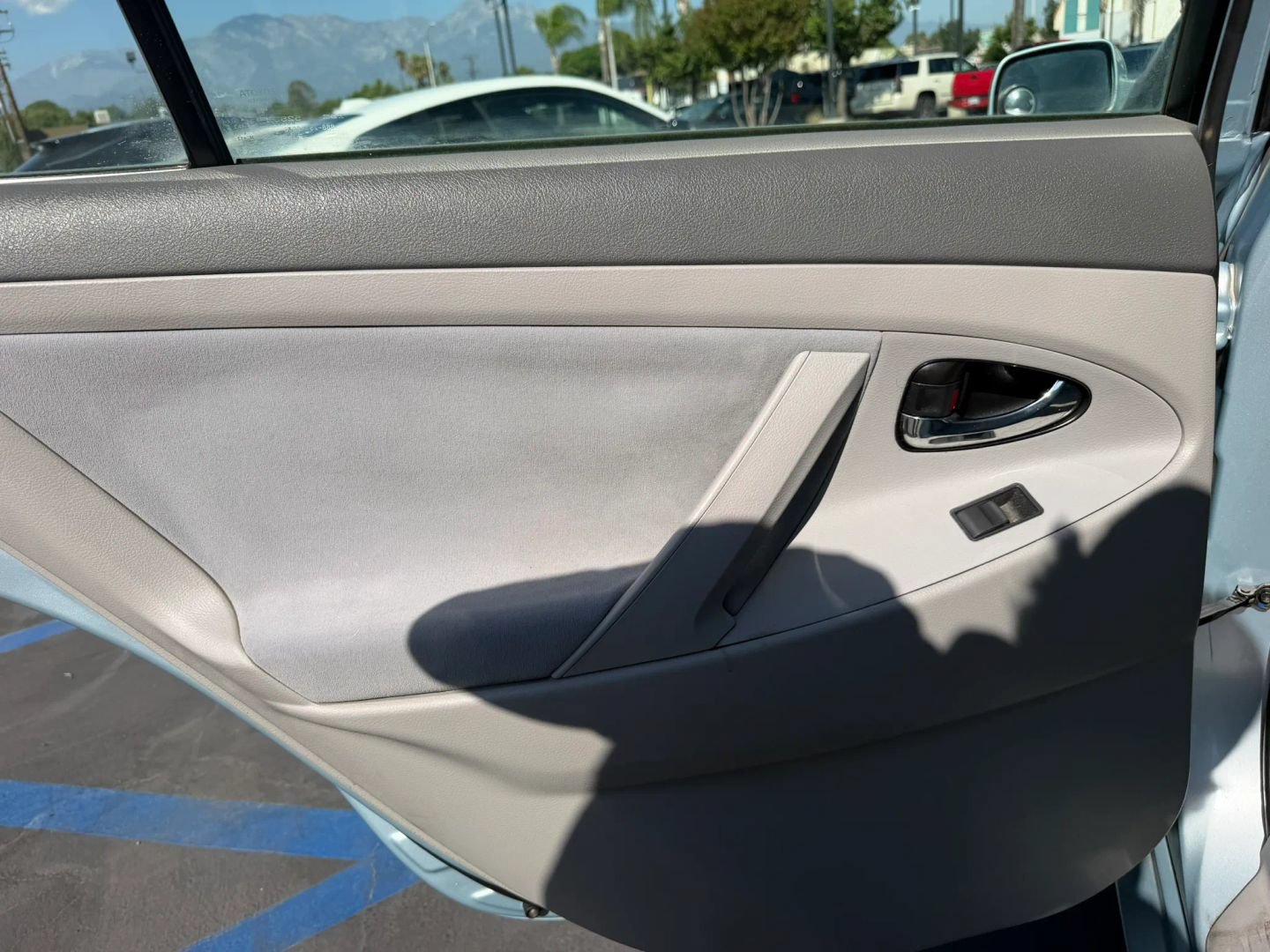 Used 2007 Toyota Camry LE FWD image 12