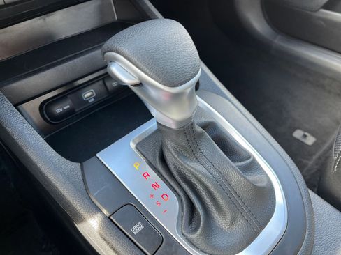 Used 2024 Kia Forte LXS image 41