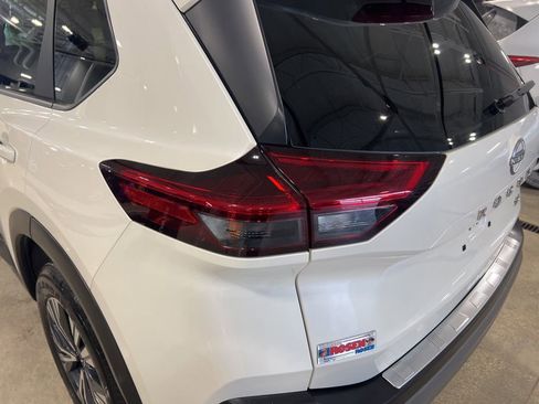 Certified 2023 Nissan Rogue SV image 34