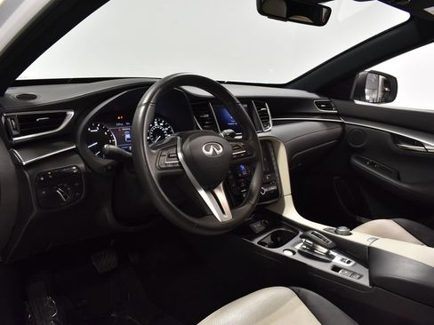 Certified 2025 INFINITI QX55 Luxe w/ Cargo Package image 12