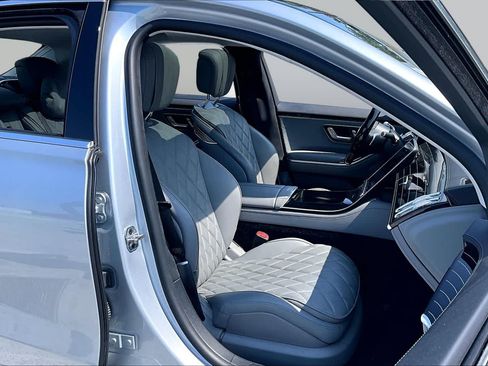 Certified 2022 Mercedes-Benz S 580 4MATIC Sedan image 9