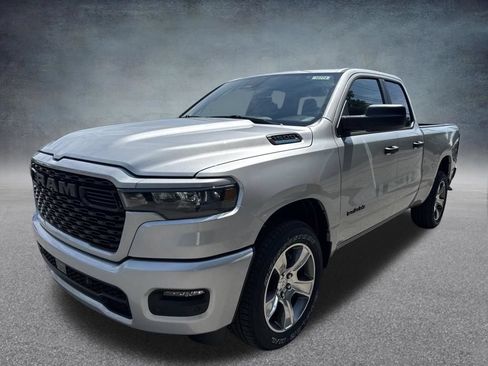 New 2026 RAM 1500 Express AWD/4WD image 3