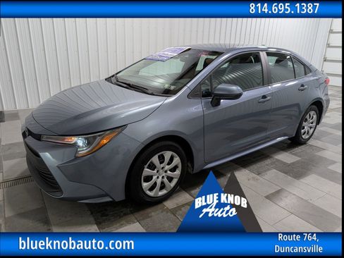 Used 2025 Toyota Corolla LE image 1