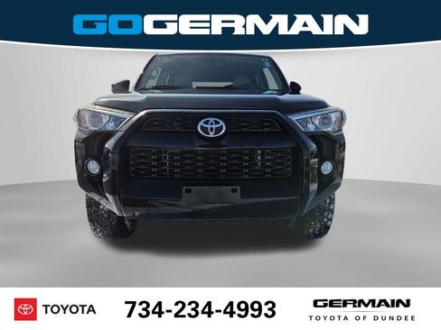 Used 2014 Toyota 4Runner SR5 Premium image 3