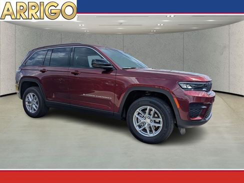 New 2026 Jeep Grand Cherokee Laredo RWD image 1