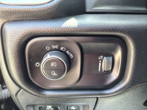Used 2023 RAM 1500 Big Horn AWD/4WD image 23