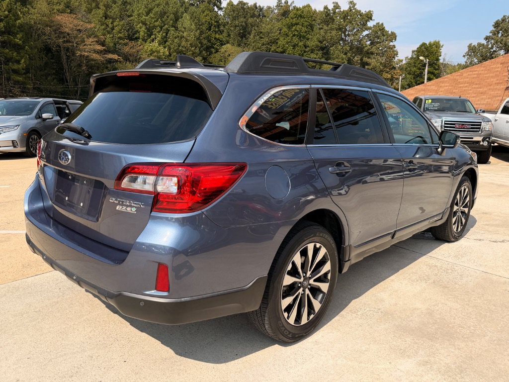Used 2017 Subaru Outback 2.5i Limited AWD/4WD image 15