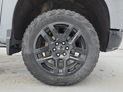 Used 2023 Chevrolet Silverado 1500 LT Trail Boss w/ LT Trail Boss Premium Package AWD/4WD image 20