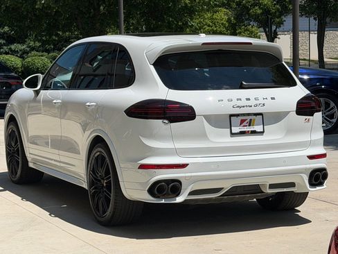 Used 2016 Porsche Cayenne GTS AWD/4WD image 9