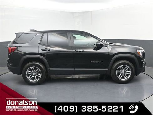 New 2026 GMC Terrain Elevation w/ Technology Package II image 2