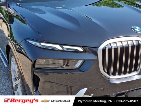 Used 2026 BMW X7 xDrive40i AWD/4WD image 11