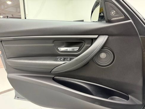 Used 2018 BMW M3 image 18
