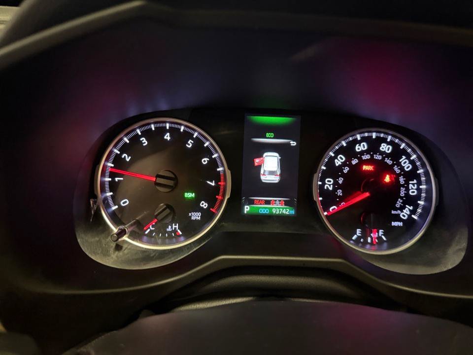 Certified 2019 Toyota RAV4 XLE Premium w/ Cold Weather Package AWD/4WD image 13