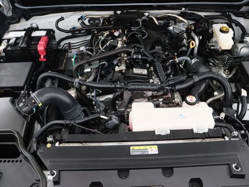 Certified 2025 Toyota Tacoma SR RWD image 29