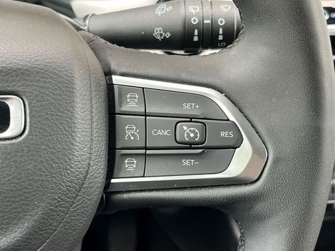 Used 2025 Jeep Compass Limited AWD/4WD image 27