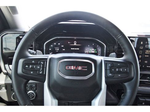 Used 2024 GMC Sierra 1500 Elevation w/ Elevation Premium Package AWD/4WD image 17