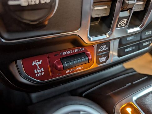 New 2026 Jeep Wrangler Unlimited Rubicon image 3