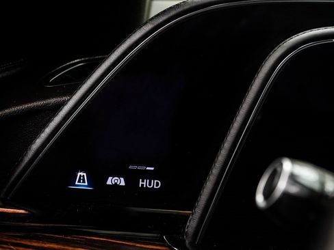 Used 2021 Cadillac Escalade Premium Luxury image 36